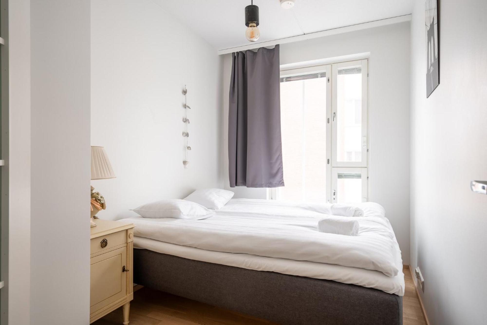 2 Bedroom With Sauna, Free Parking And Center Location Tampere